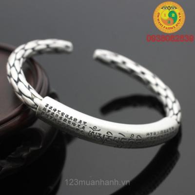 Vòng tay bạc thần chú Om Mani Padme Hum